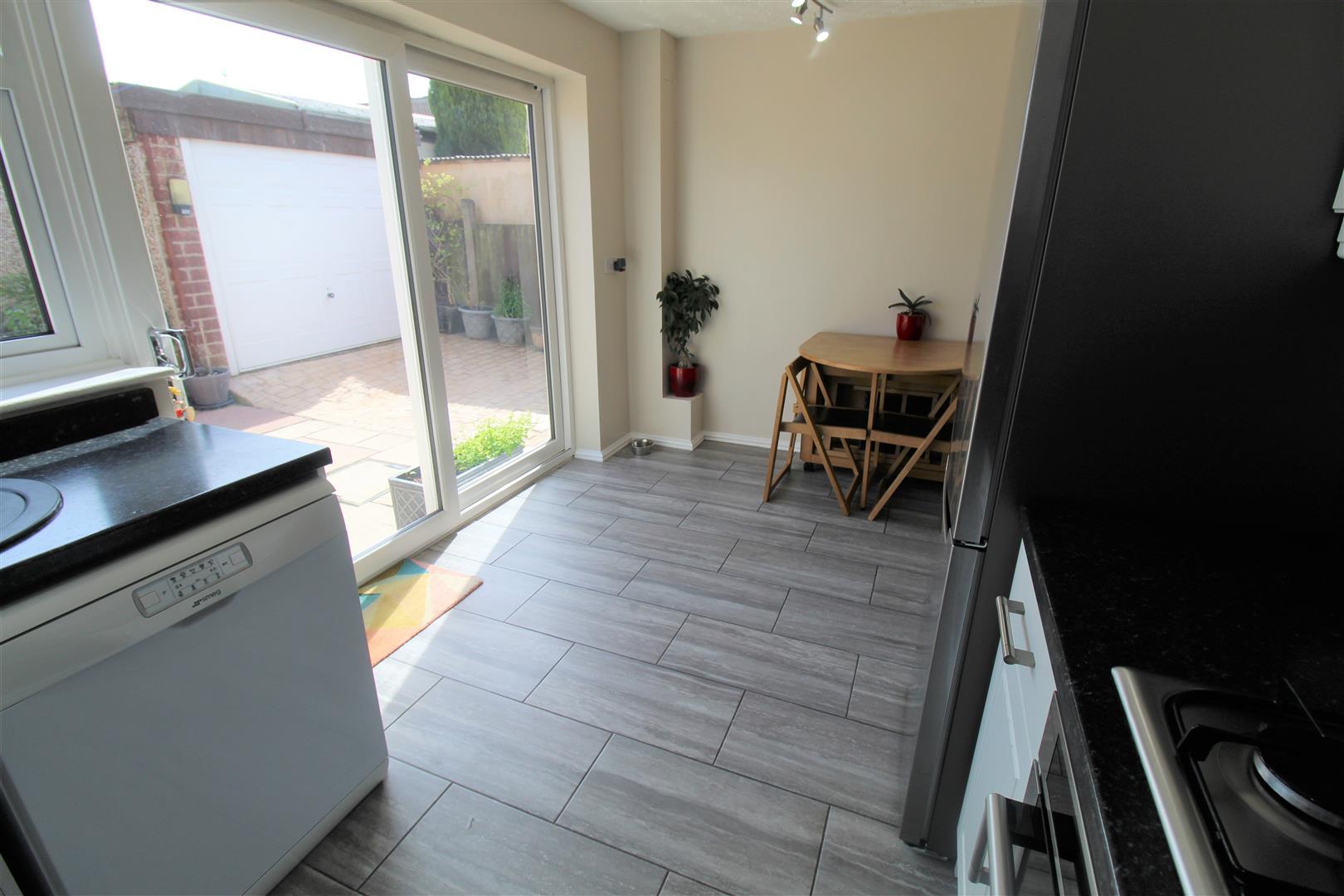 Dunsford Avenue, Milton, Stoke-On-Trent